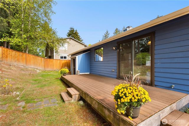 36129 24th Place S, Federal Way, WA 98003