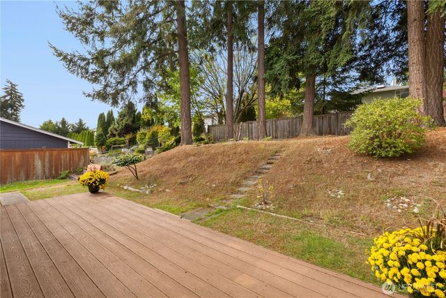 36129 24th Place S, Federal Way, WA 98003