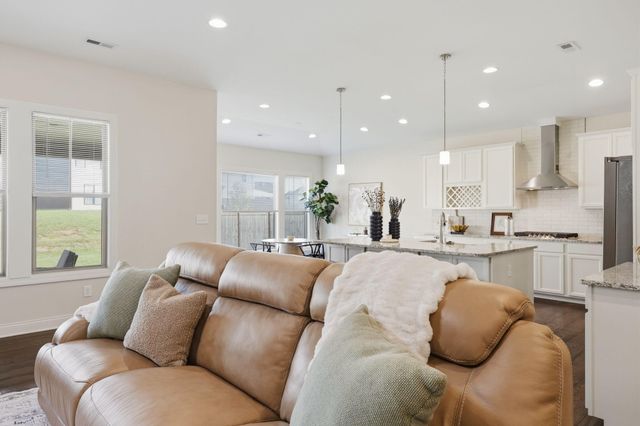 2213 Clematis Way, Lexington, KY 40511