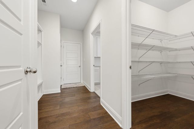 2213 Clematis Way, Lexington, KY 40511