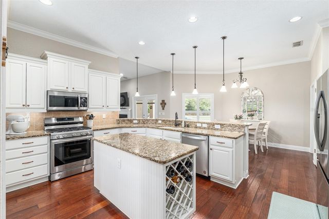 12975 SE US-301, Belleview, FL 34420