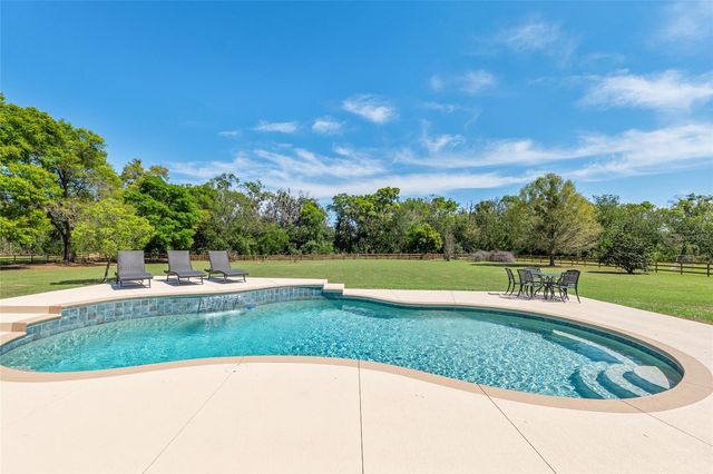 12975 SE US-301, Belleview, FL 34420