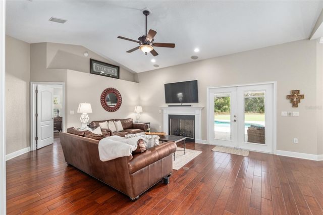 12975 SE US-301, Belleview, FL 34420