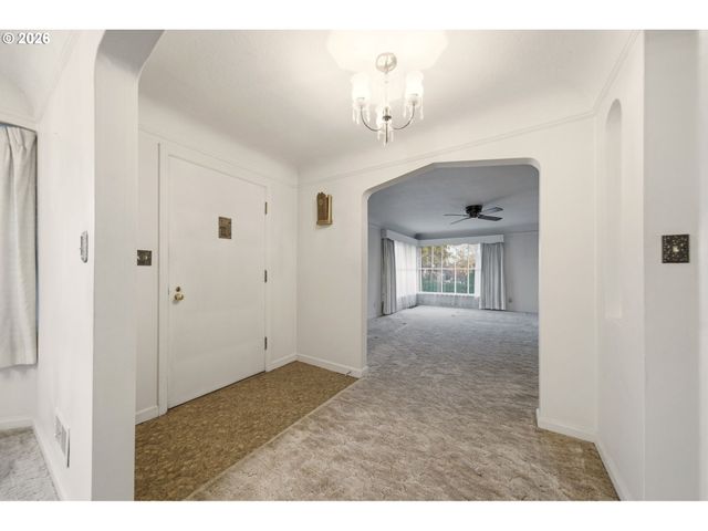 3900 Nw FRANKLIN St, Vancouver, WA 98660