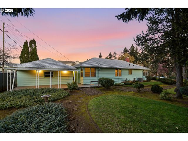 3900 Nw FRANKLIN St, Vancouver, WA 98660