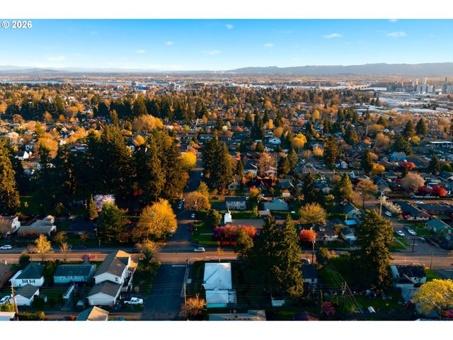 3900 Nw FRANKLIN St, Vancouver, WA 98660