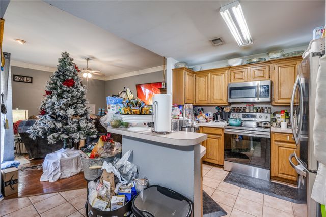 213 Dove Meadows, Krum, TX 76249