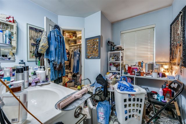 213 Dove Meadows, Krum, TX 76249