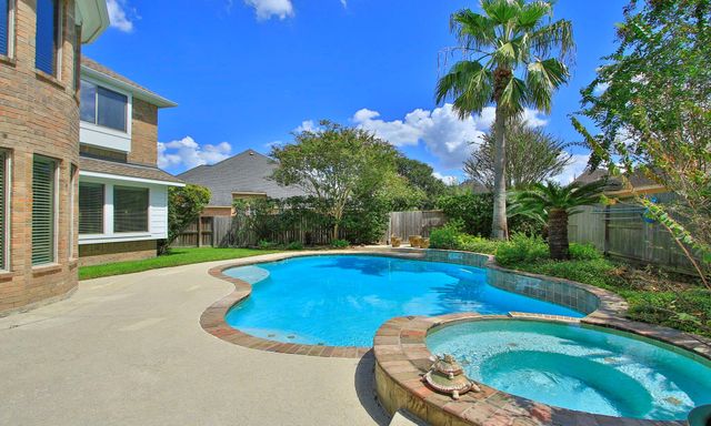 10202 Leedscastle Manor Court, Spring, TX 77379