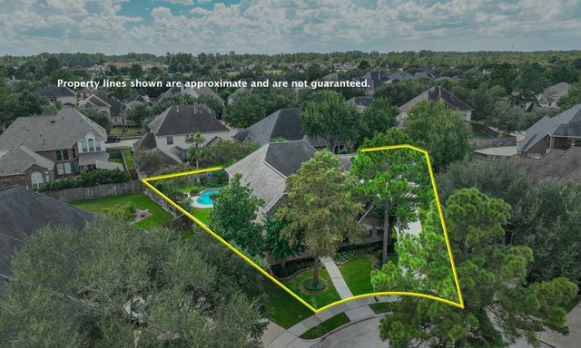 10202 Leedscastle Manor Court, Spring, TX 77379