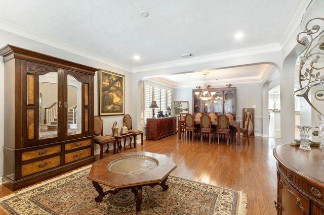 10202 Leedscastle Manor Court, Spring, TX 77379