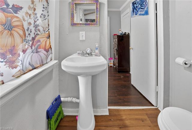 1311 Prescott Place, High Point, NC 27262