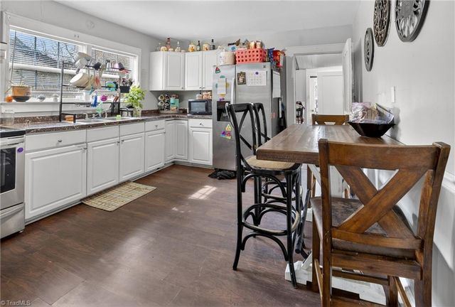 1311 Prescott Place, High Point, NC 27262