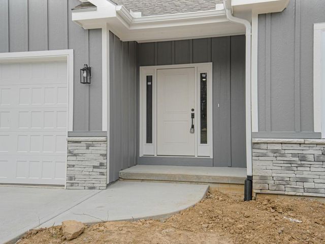 16810 NW 124th Street, Platte City, MO 64079