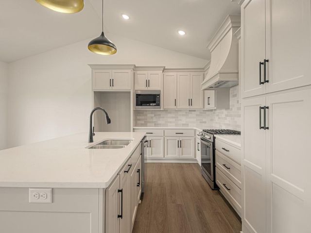 16810 NW 124th Street, Platte City, MO 64079