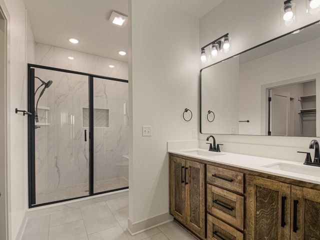 16810 NW 124th Street, Platte City, MO 64079