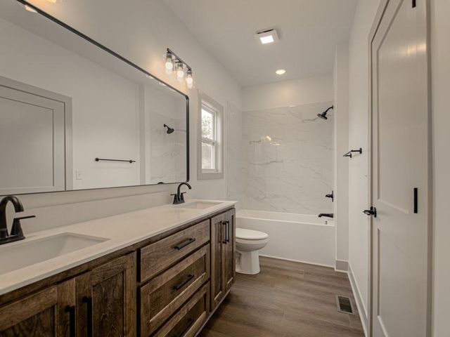 16810 NW 124th Street, Platte City, MO 64079