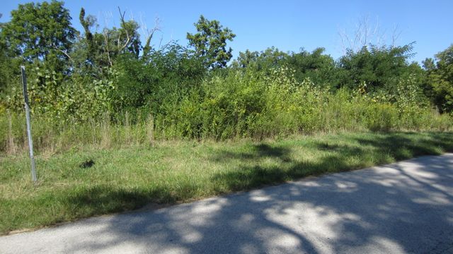 Lot 1, 2, 3, 4 & 5 Nantucket Drive, Darien, IL 60561