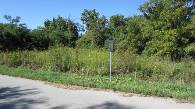Lot 1, 2, 3, 4 & 5 Nantucket Drive, Darien, IL 60561