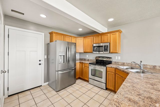 3215 W 450 N, West Point, UT 84015