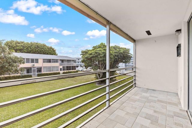 17 Andover A, West Palm Beach, FL 33417