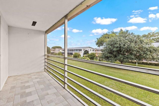 17 Andover A, West Palm Beach, FL 33417