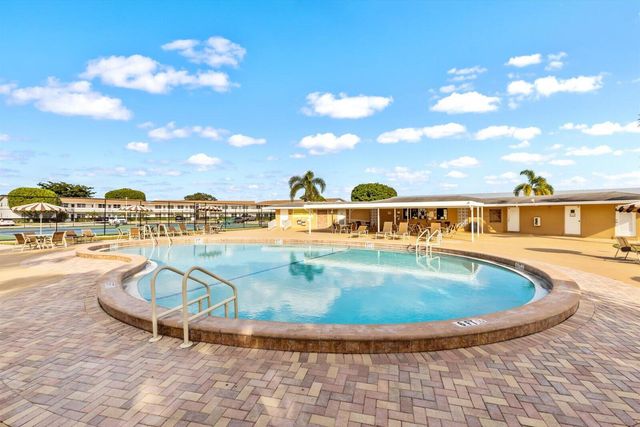 17 Andover A, West Palm Beach, FL 33417