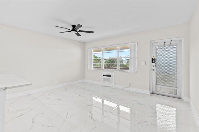 17 Andover A, West Palm Beach, FL 33417