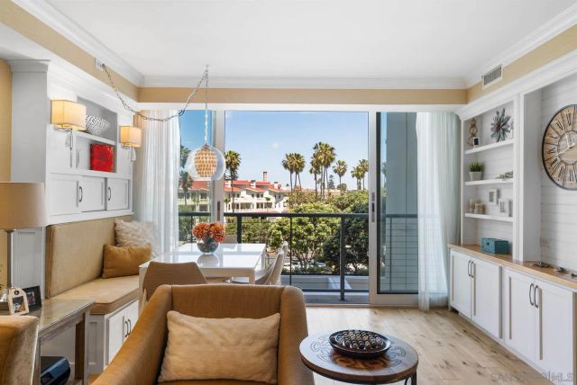 1720 Avenida Del Mundo 209, Coronado, CA 92118