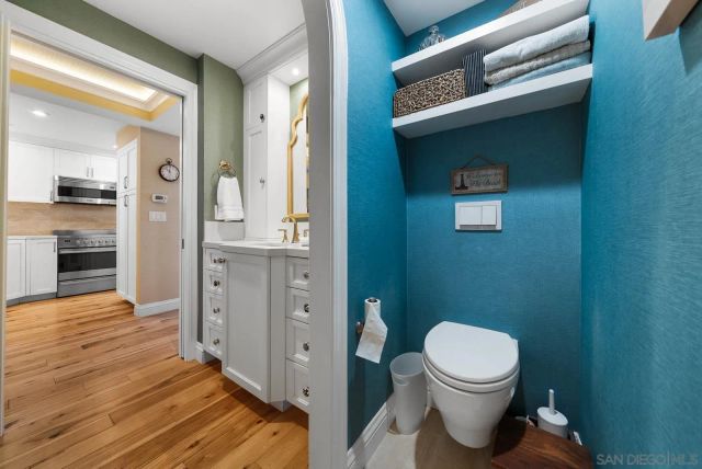 1720 Avenida Del Mundo 209, Coronado, CA 92118