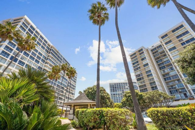 1720 Avenida Del Mundo 209, Coronado, CA 92118