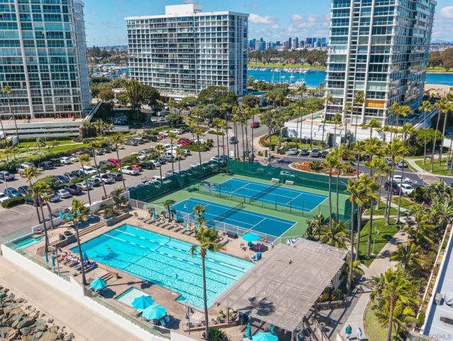 1720 Avenida Del Mundo 209, Coronado, CA 92118