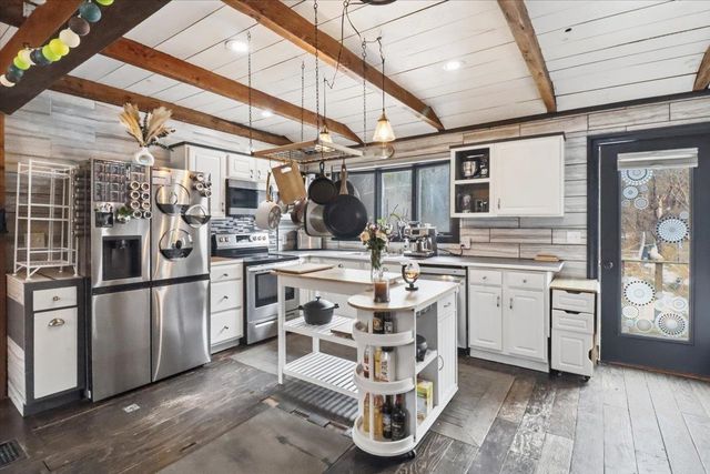 1313 Route 30 South, Castleton, VT 05735