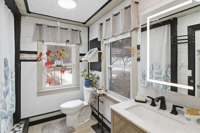 1313 Route 30 South, Castleton, VT 05735