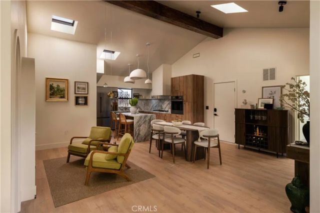 2931 Tyburn Street, Los Angeles, CA 90039