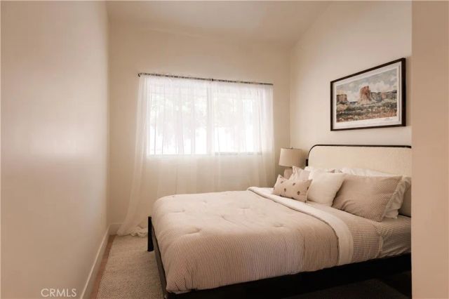 2931 Tyburn Street, Los Angeles, CA 90039