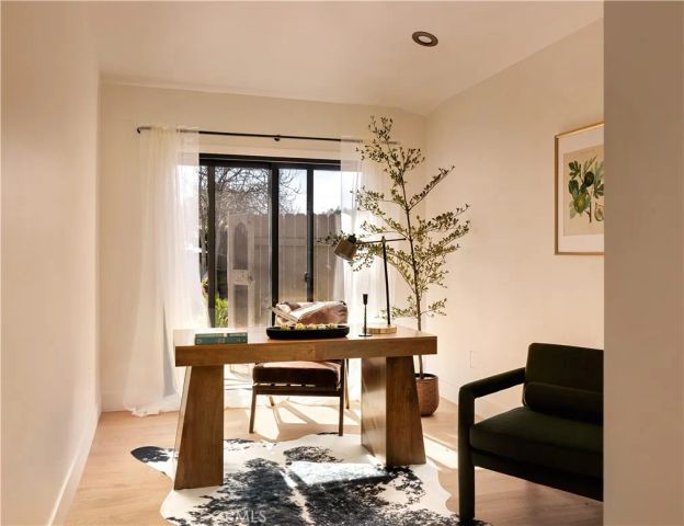 2931 Tyburn Street, Los Angeles, CA 90039