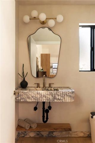 2931 Tyburn Street, Los Angeles, CA 90039