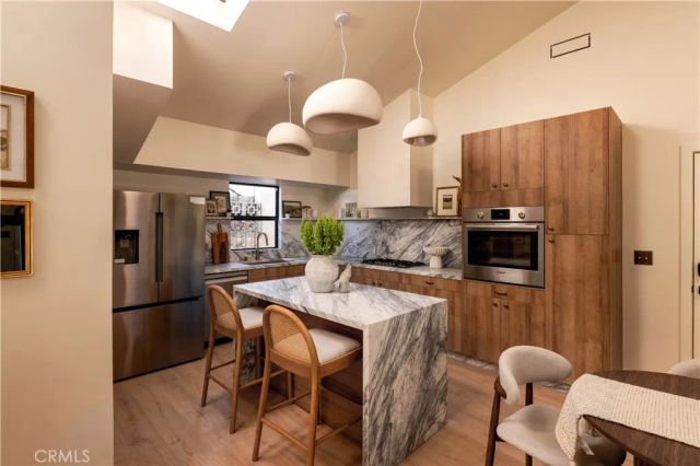 2931 Tyburn Street, Los Angeles, CA 90039