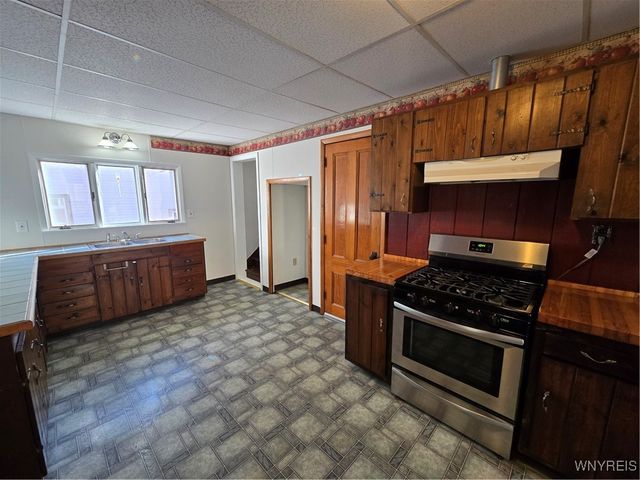 219 West Oak Orchard Street, Shelby, NY 14103