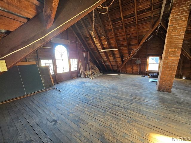 219 West Oak Orchard Street, Shelby, NY 14103