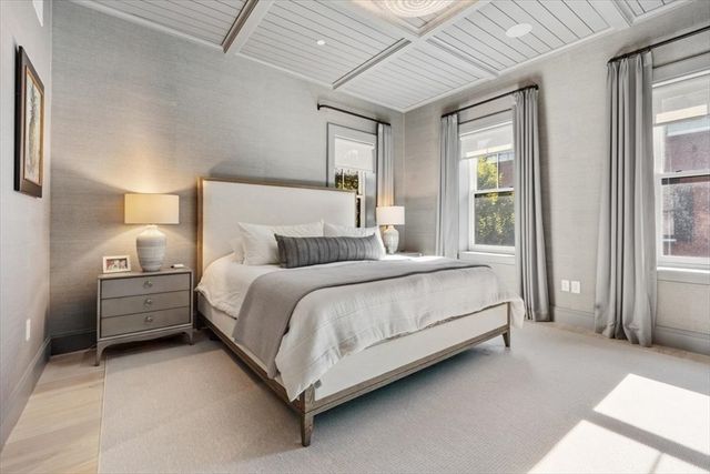 5 Wallace Court, Boston, MA 02129