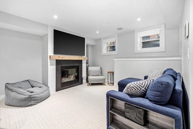 5 Wallace Court, Boston, MA 02129