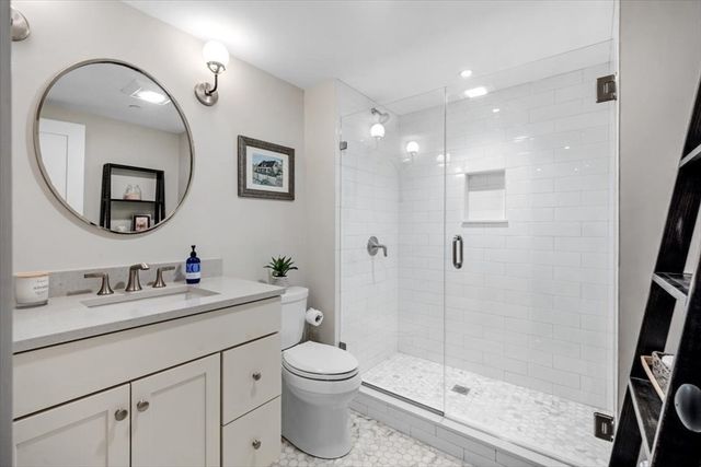 5 Wallace Court, Boston, MA 02129