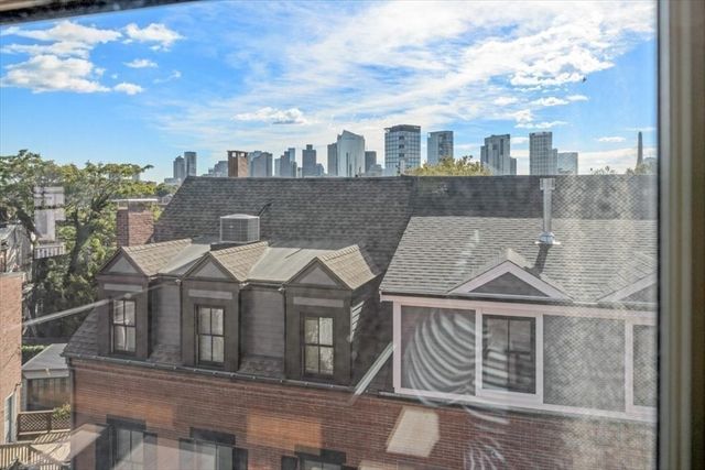 5 Wallace Court, Boston, MA 02129