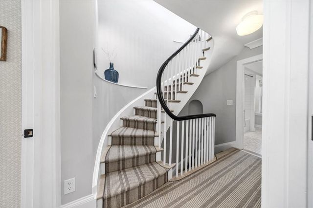 5 Wallace Court, Boston, MA 02129