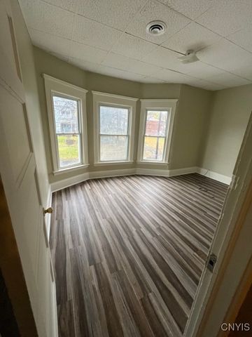 535 Court St, Syracuse, NY 13208