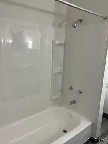 535 Court St, Syracuse, NY 13208