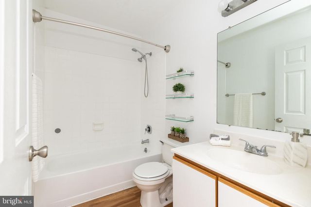 103 E GERMAIN ST, Winchester, VA 22601