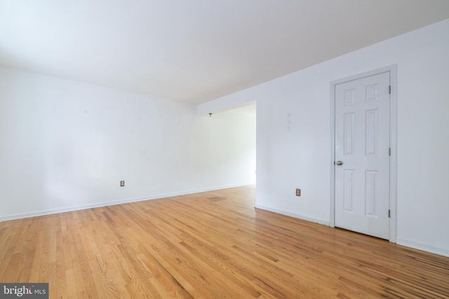 103 E GERMAIN ST, Winchester, VA 22601